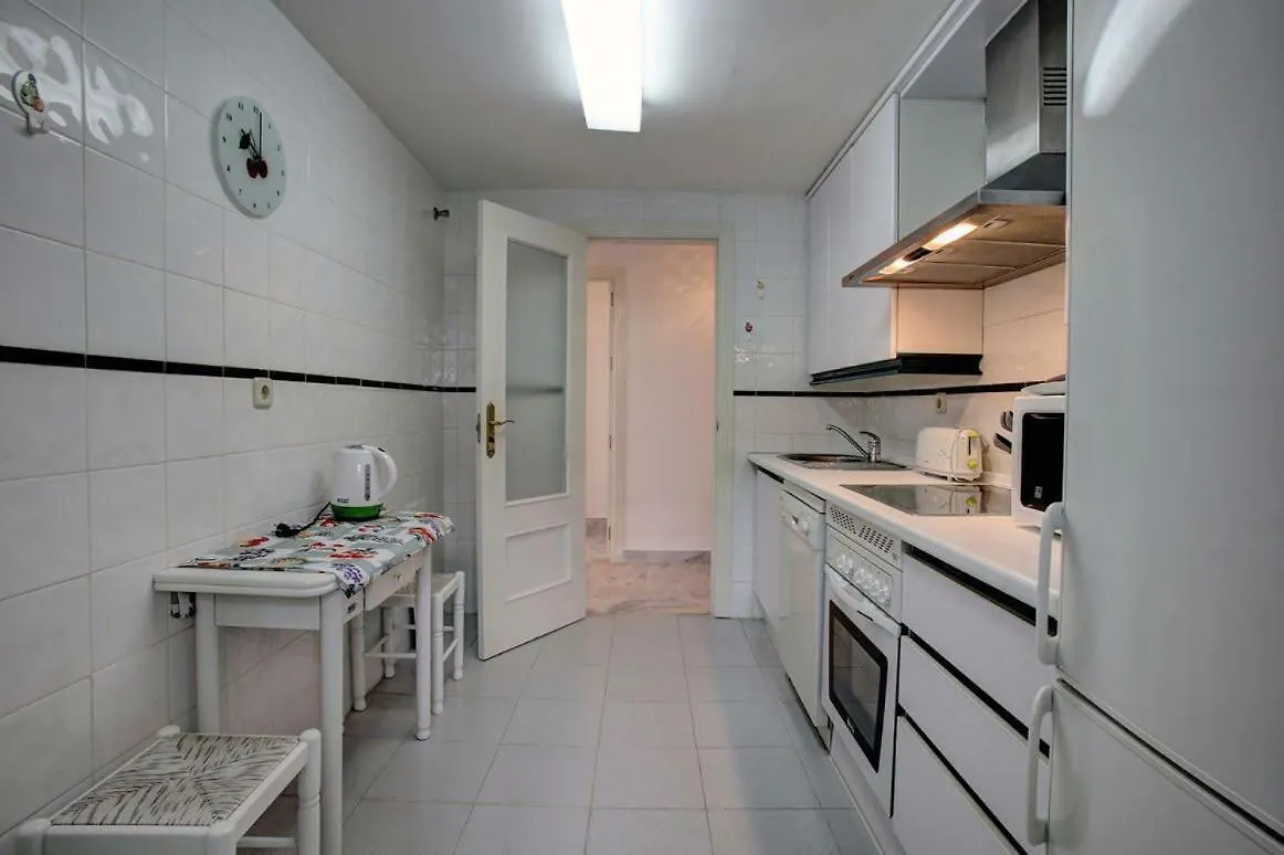 Apartament La Dame De Noche Marbella